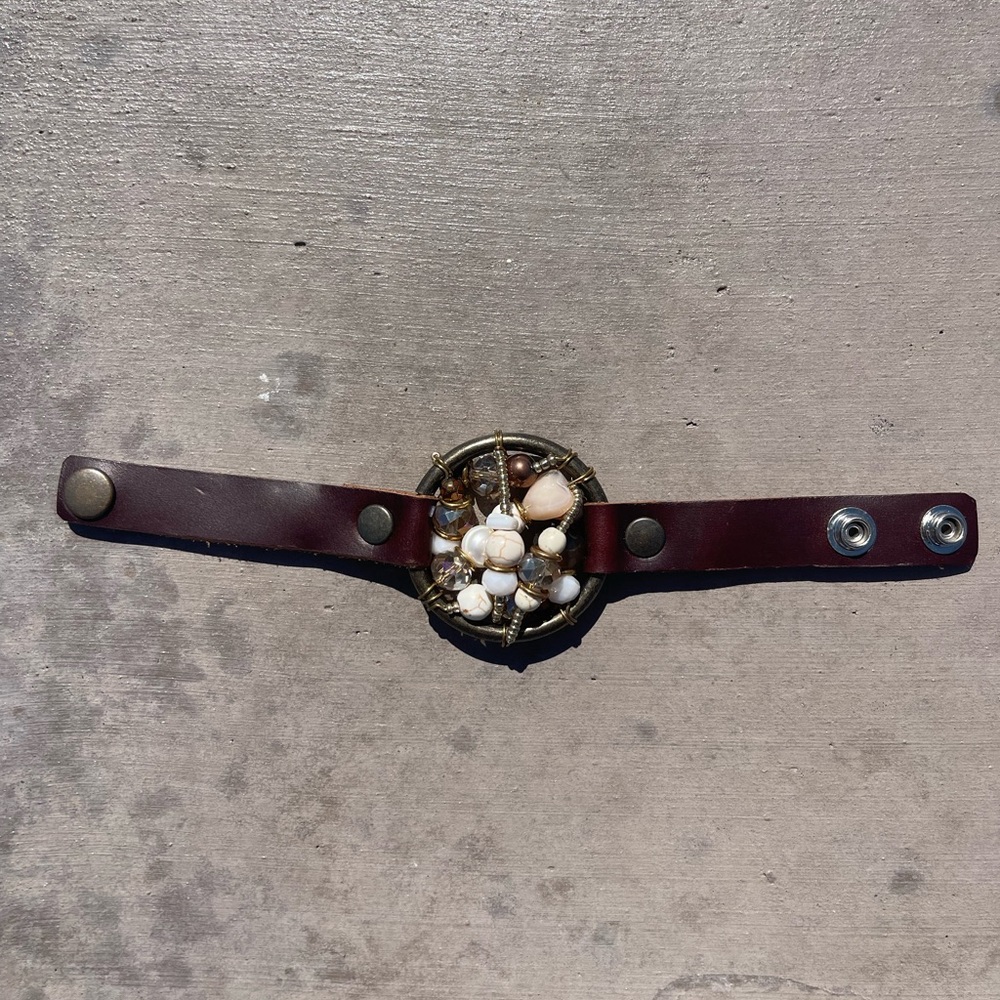 Beautiful leather crystal bracelet
